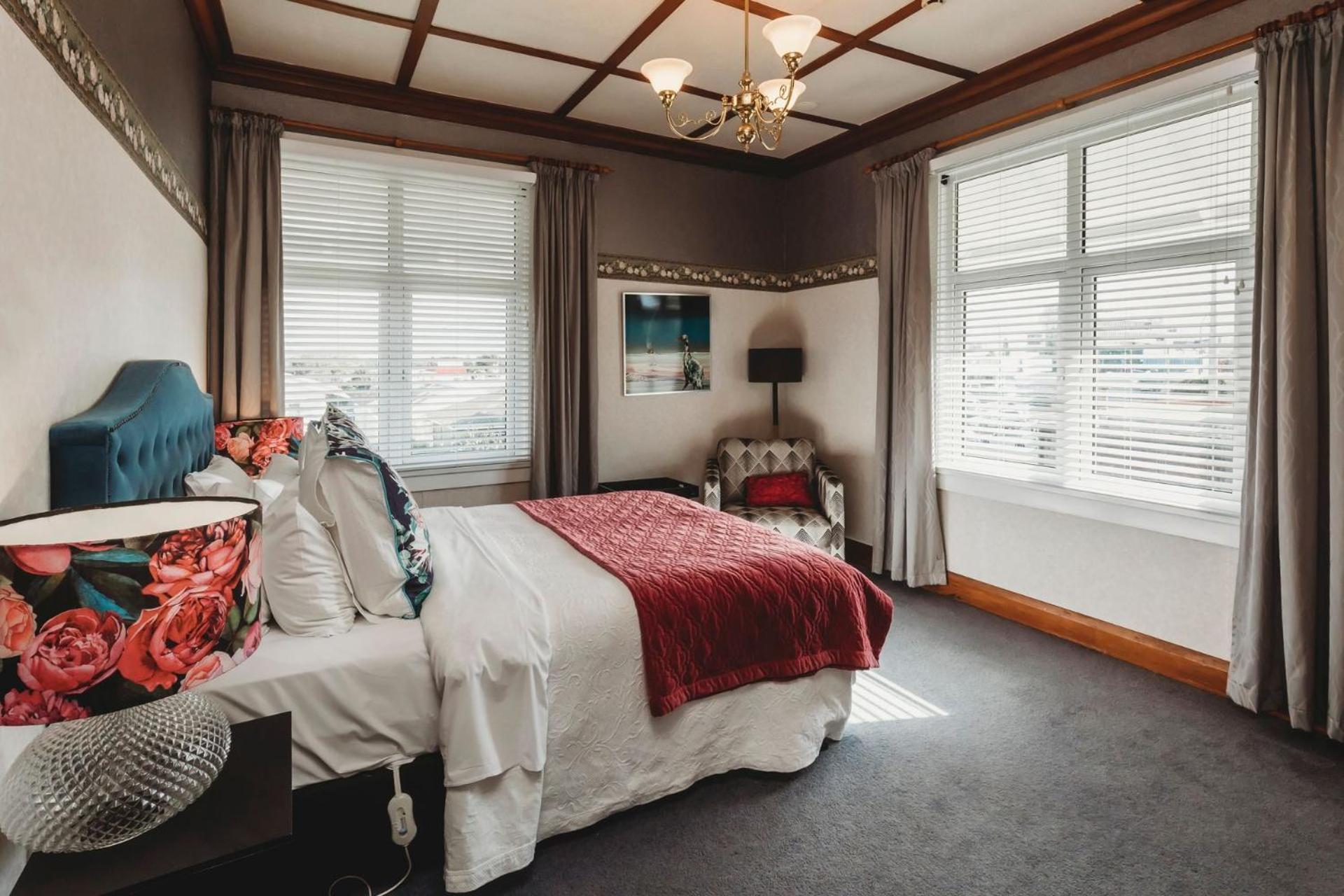Timata Ora Sleeps 14 Villa New Plymouth Buitenkant foto